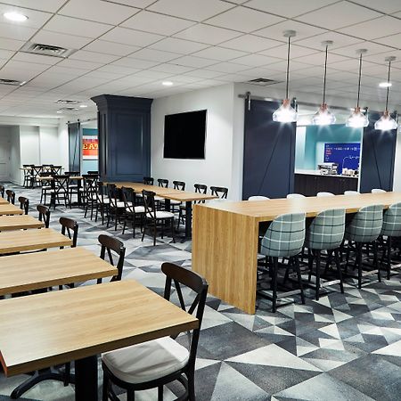Holiday Inn Express Nashville-Downtown - Broadway By Ihg Eksteriør billede