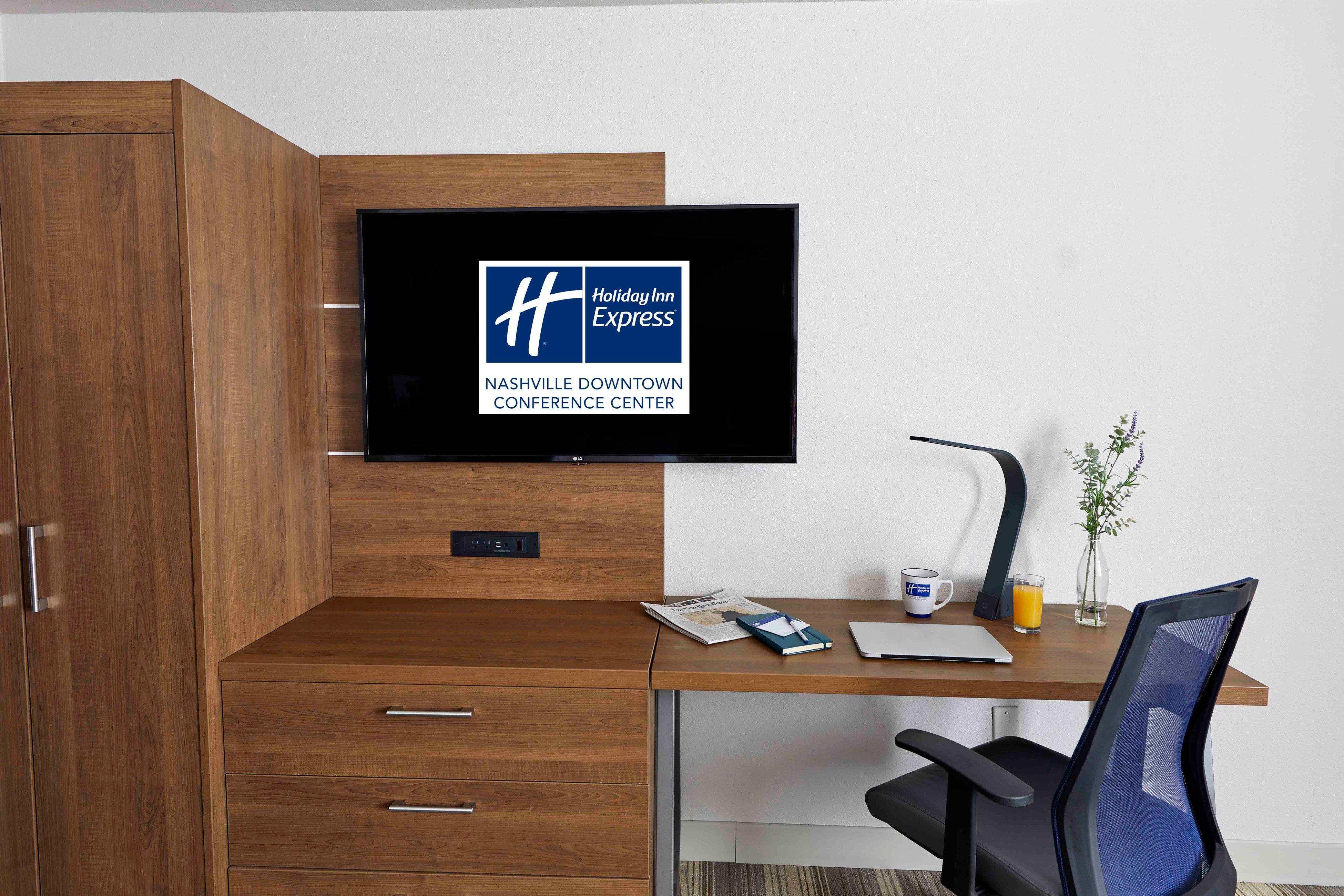Holiday Inn Express Nashville-Downtown - Broadway By Ihg Eksteriør billede