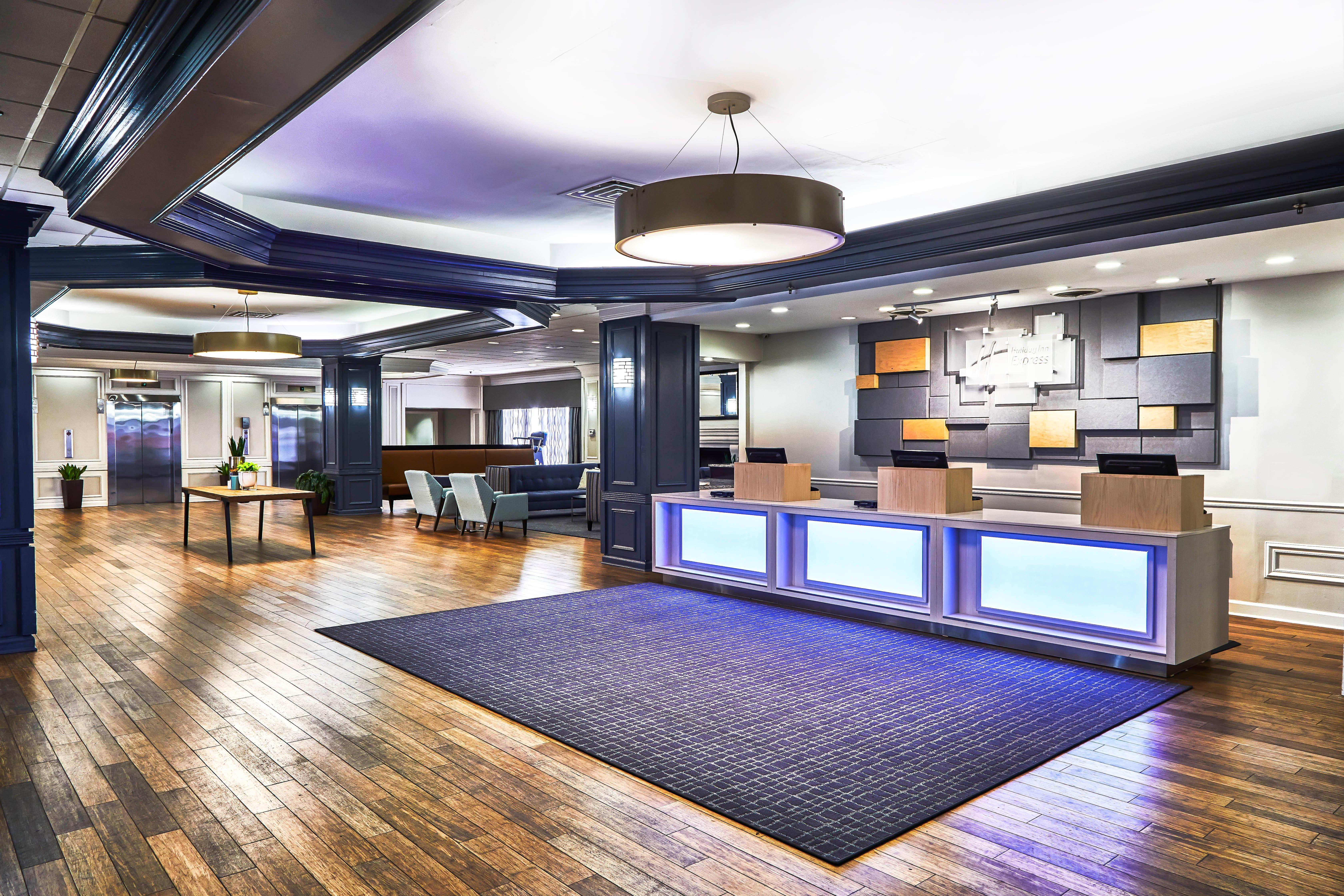Holiday Inn Express Nashville-Downtown - Broadway By Ihg Eksteriør billede