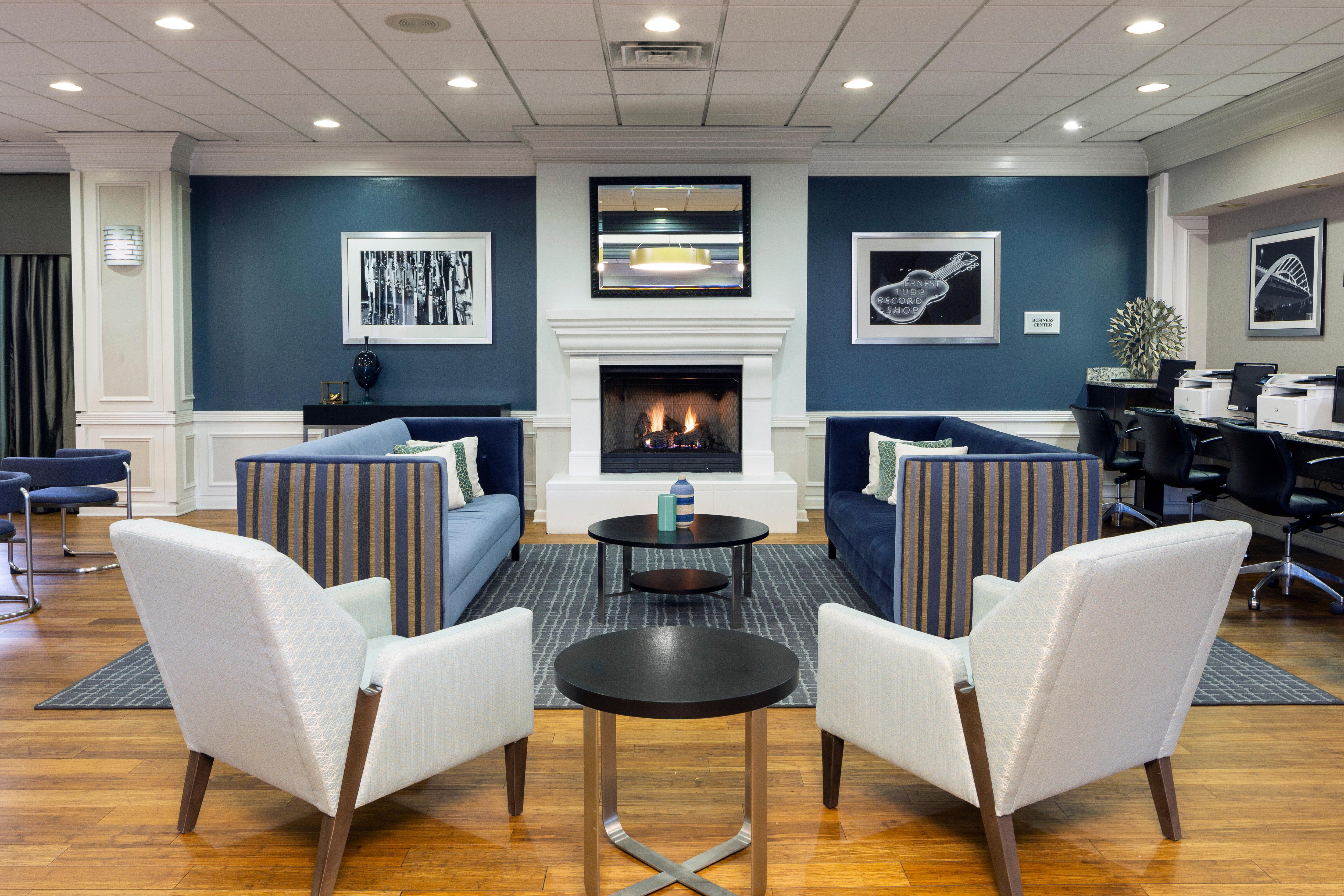 Holiday Inn Express Nashville-Downtown - Broadway By Ihg Eksteriør billede