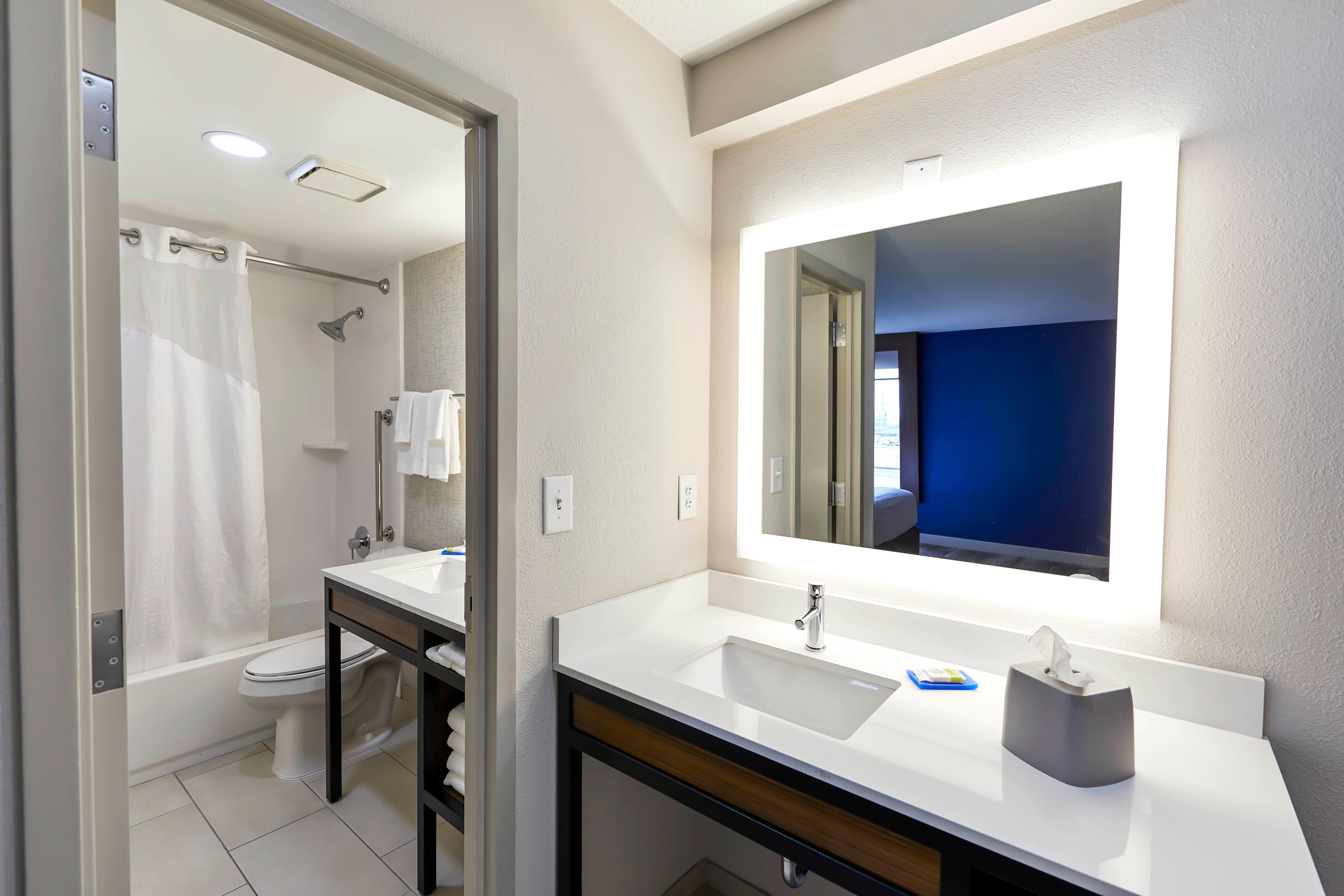 Holiday Inn Express Nashville-Downtown - Broadway By Ihg Eksteriør billede