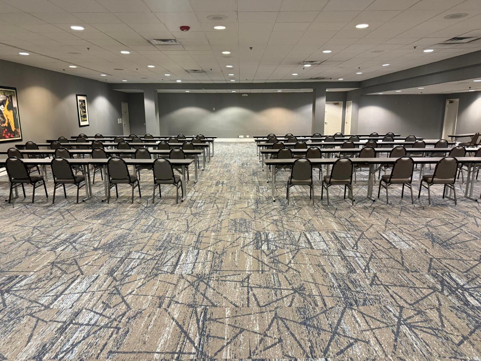 Holiday Inn Express Nashville-Downtown - Broadway By Ihg Eksteriør billede
