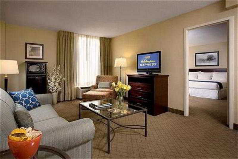 Holiday Inn Express Nashville-Downtown - Broadway By Ihg Eksteriør billede